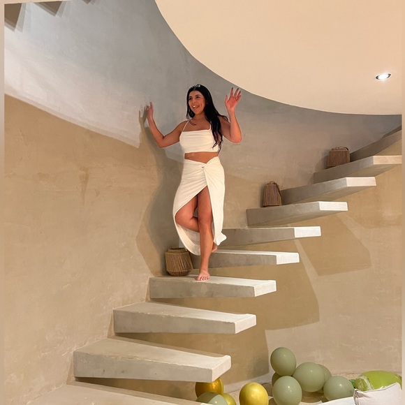 Bachelorette 2 piece white set - Picture 1 of 4